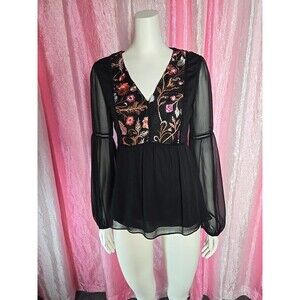 White House Black Market Sheer Floral Chiffon Bell Sleeve Fairy Blouse Size 4